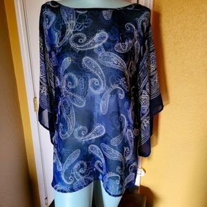 Multi-colored tunic with batwing sleeves and tank top